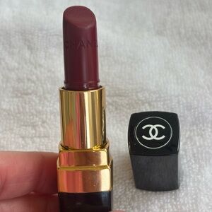 CHANEL Rouge Coco Lipstick - #21 Rivoli- DISCONTINUED